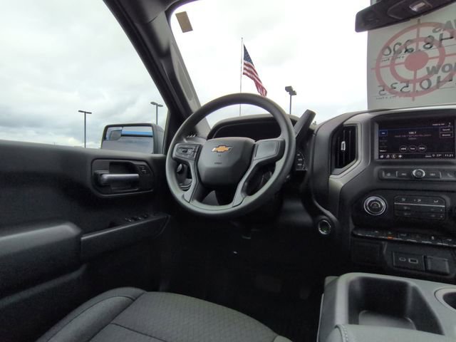 New 2026 Chevrolet Silverado 1500 Custom RWD image 7