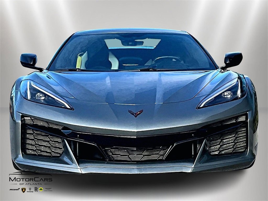 Used 2023 Chevrolet Corvette Z06 image 3