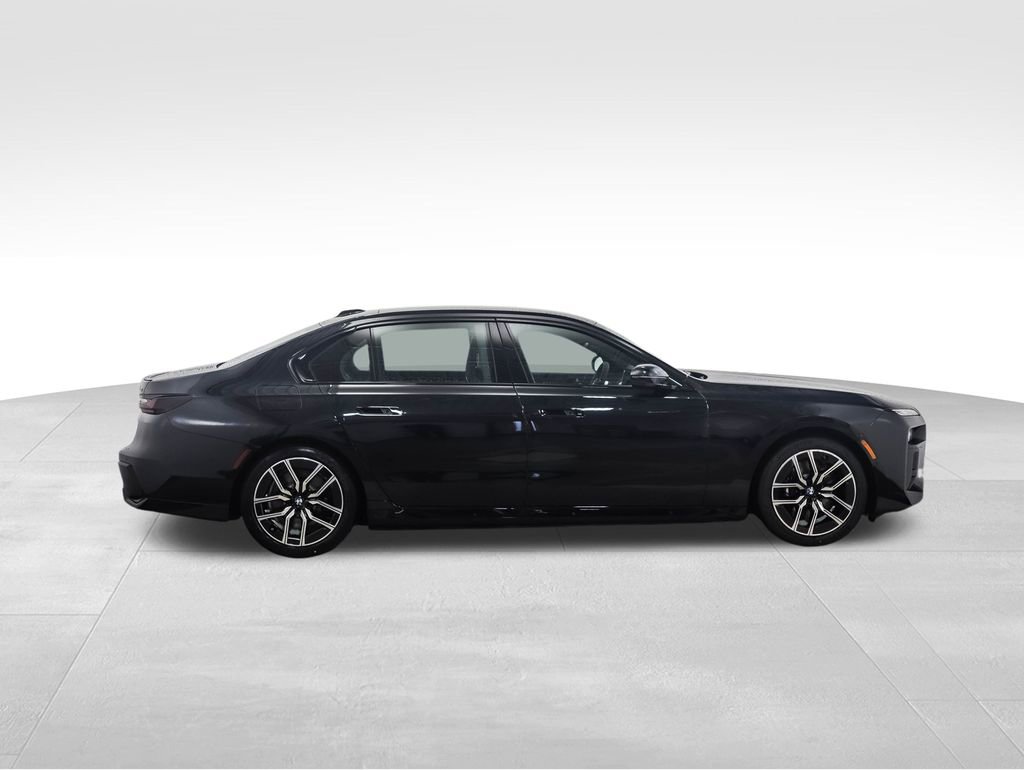 Used 2026 BMW 750e xDrive 750e xDrive w/ Executive Package image 6