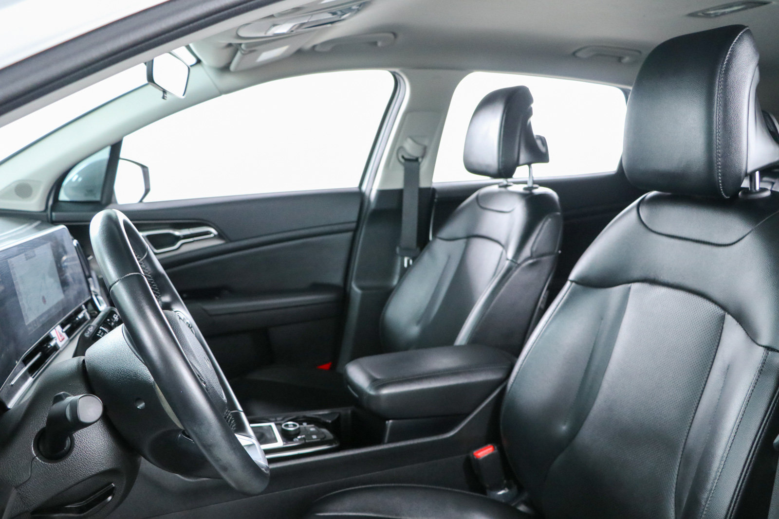 Used 2023 Kia Sportage EX FWD image 23