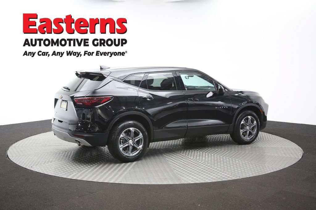 Used 2025 Chevrolet Blazer LT FWD image 44