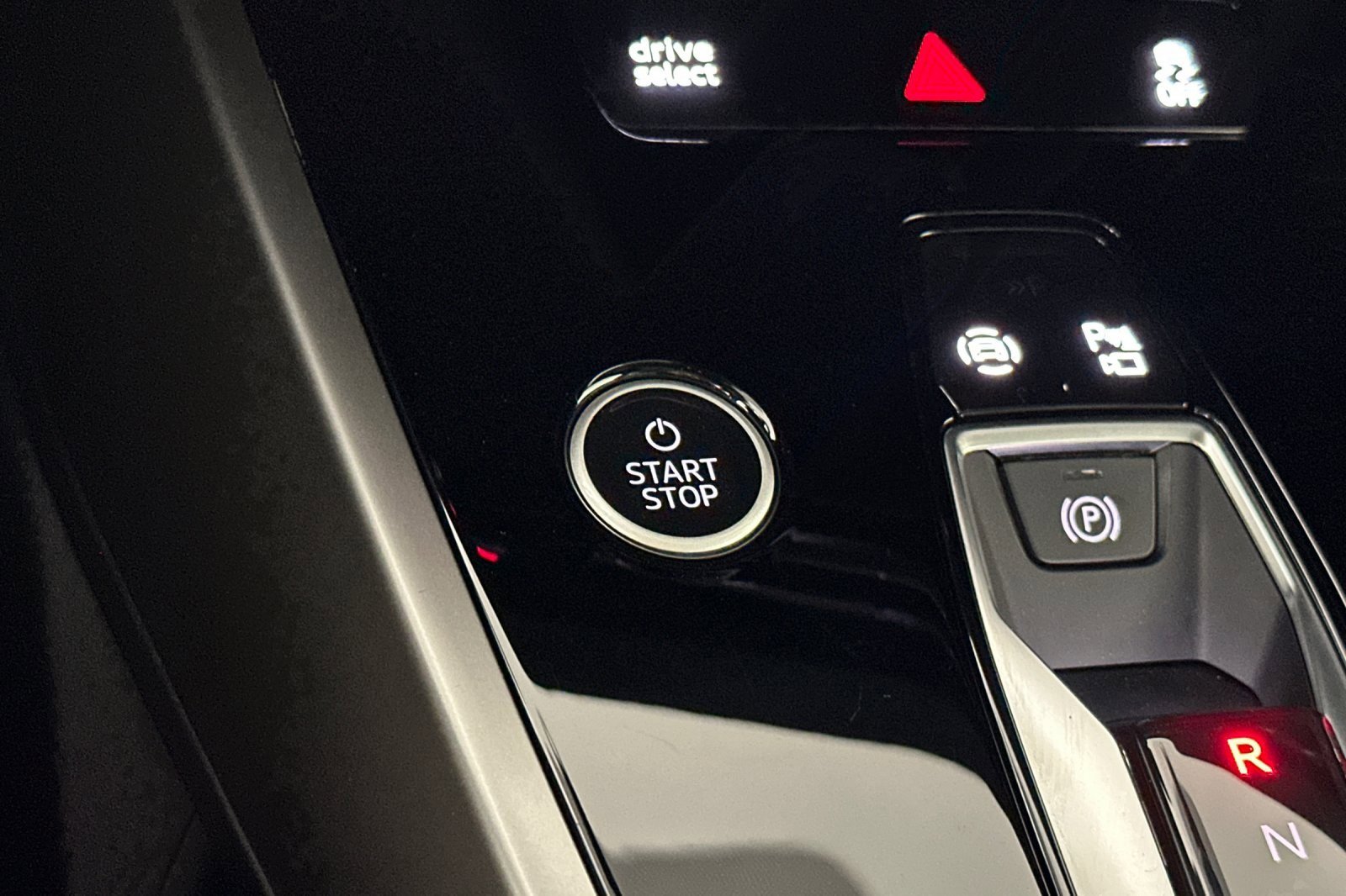 Used 2023 Audi Q4 e-tron Premium Plus w/ Premium Plus image 22