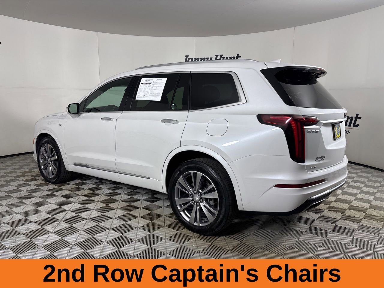 Used 2024 Cadillac XT6 Premium Luxury image 7