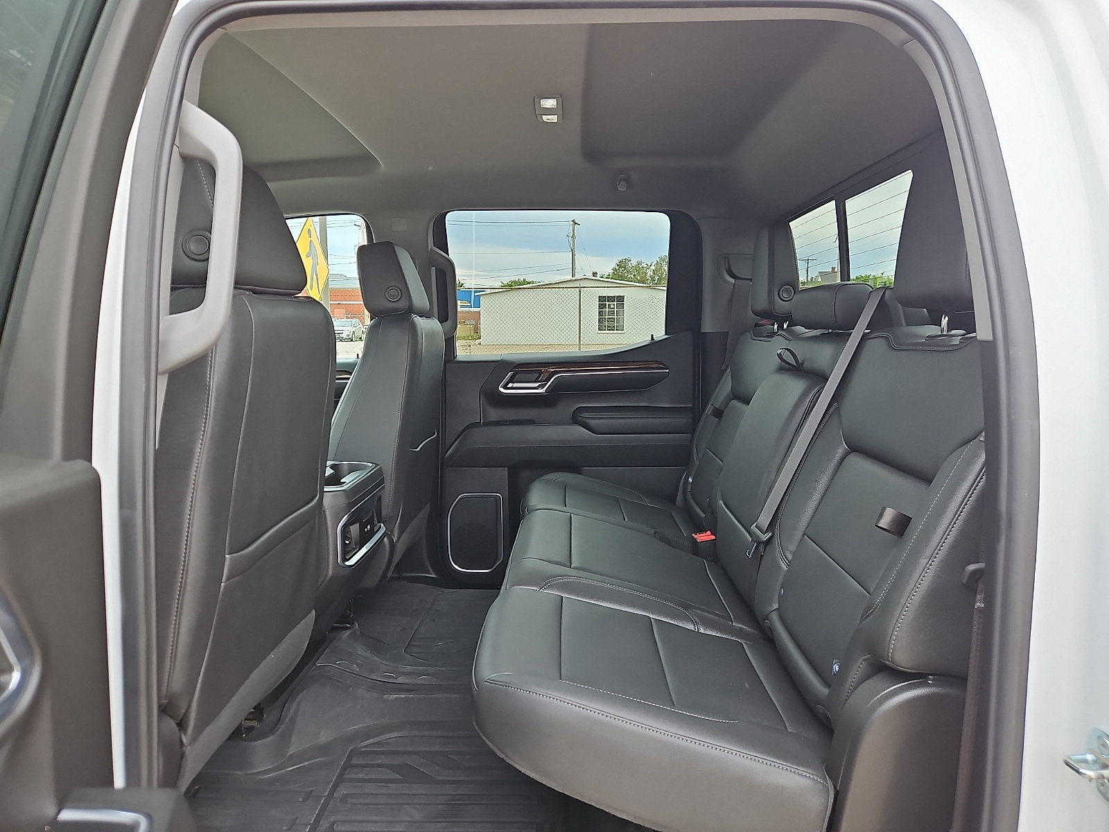 Used 2023 GMC Sierra 1500 Elevation w/ Elevation Premium Package AWD/4WD image 11