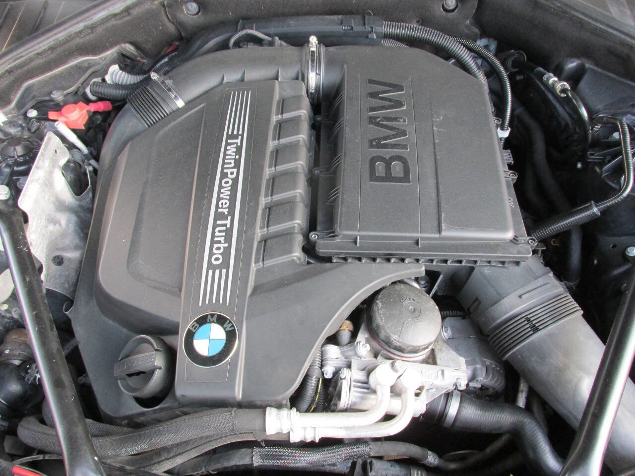 Used 2015 BMW 740i 740i 4dr Sedan image 28