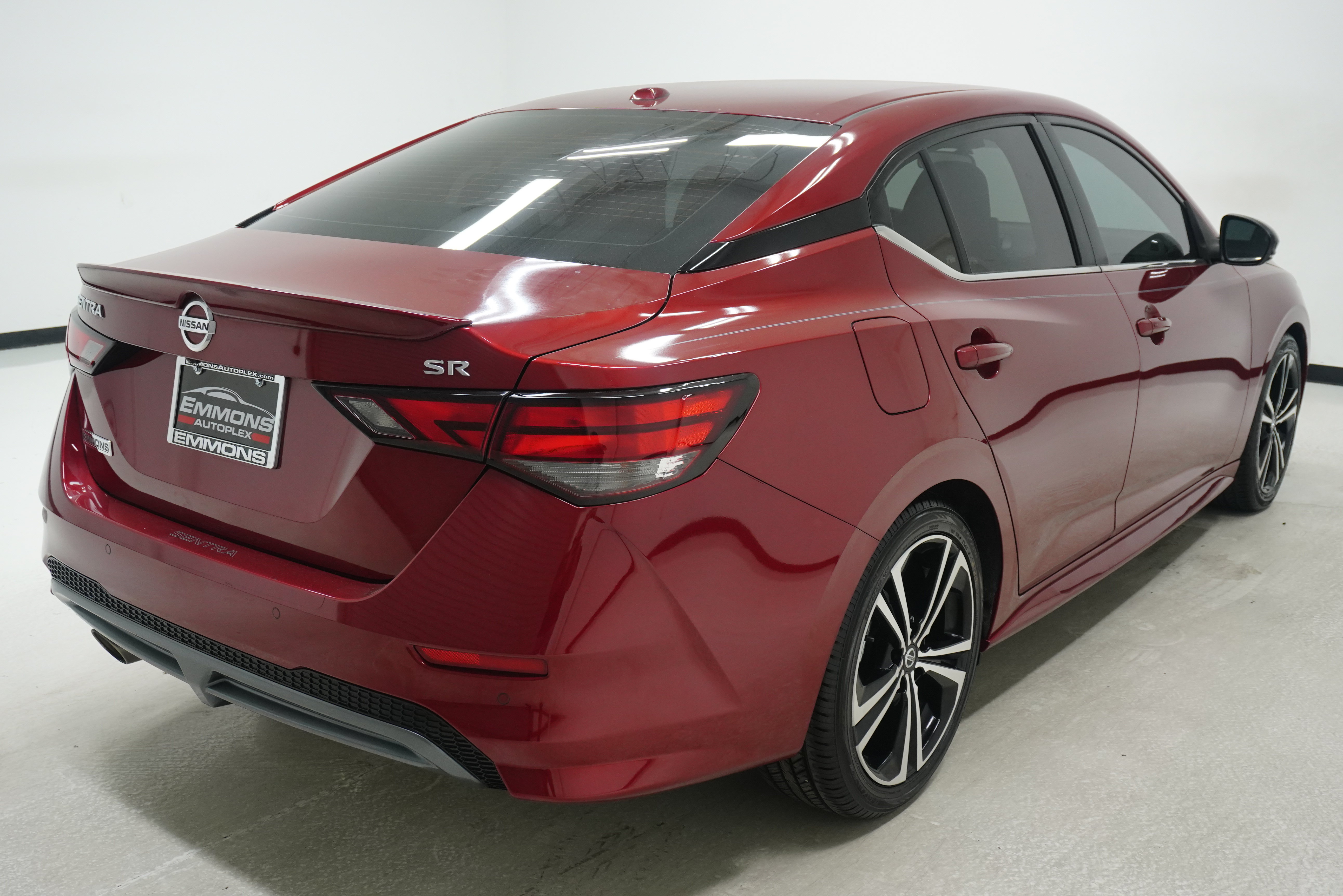 Used 2021 Nissan Sentra SR FWD image 4