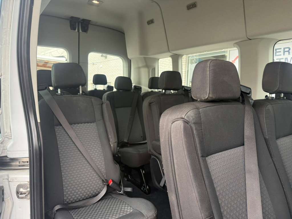 Used 2022 Ford Transit 350 XLT image 45