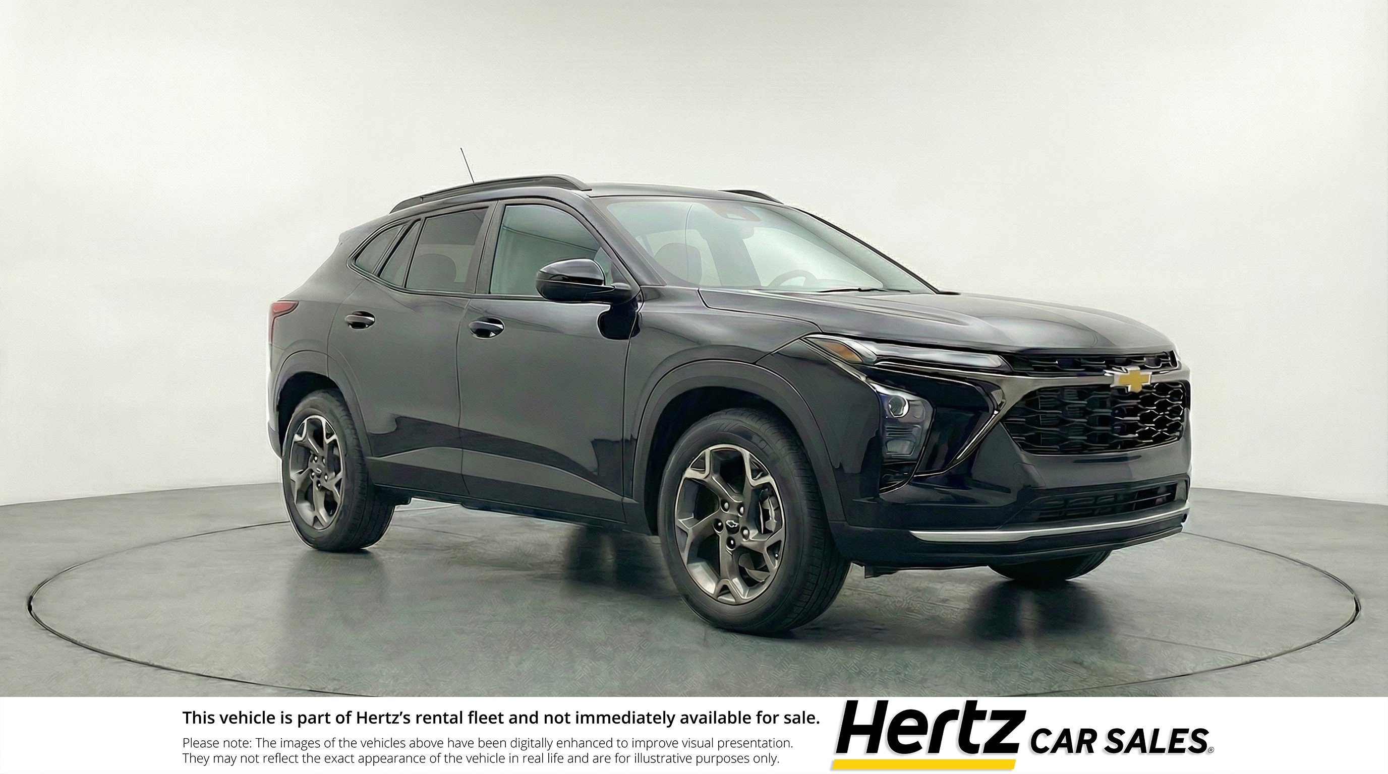 Used 2025 Chevrolet Trax LT image 1