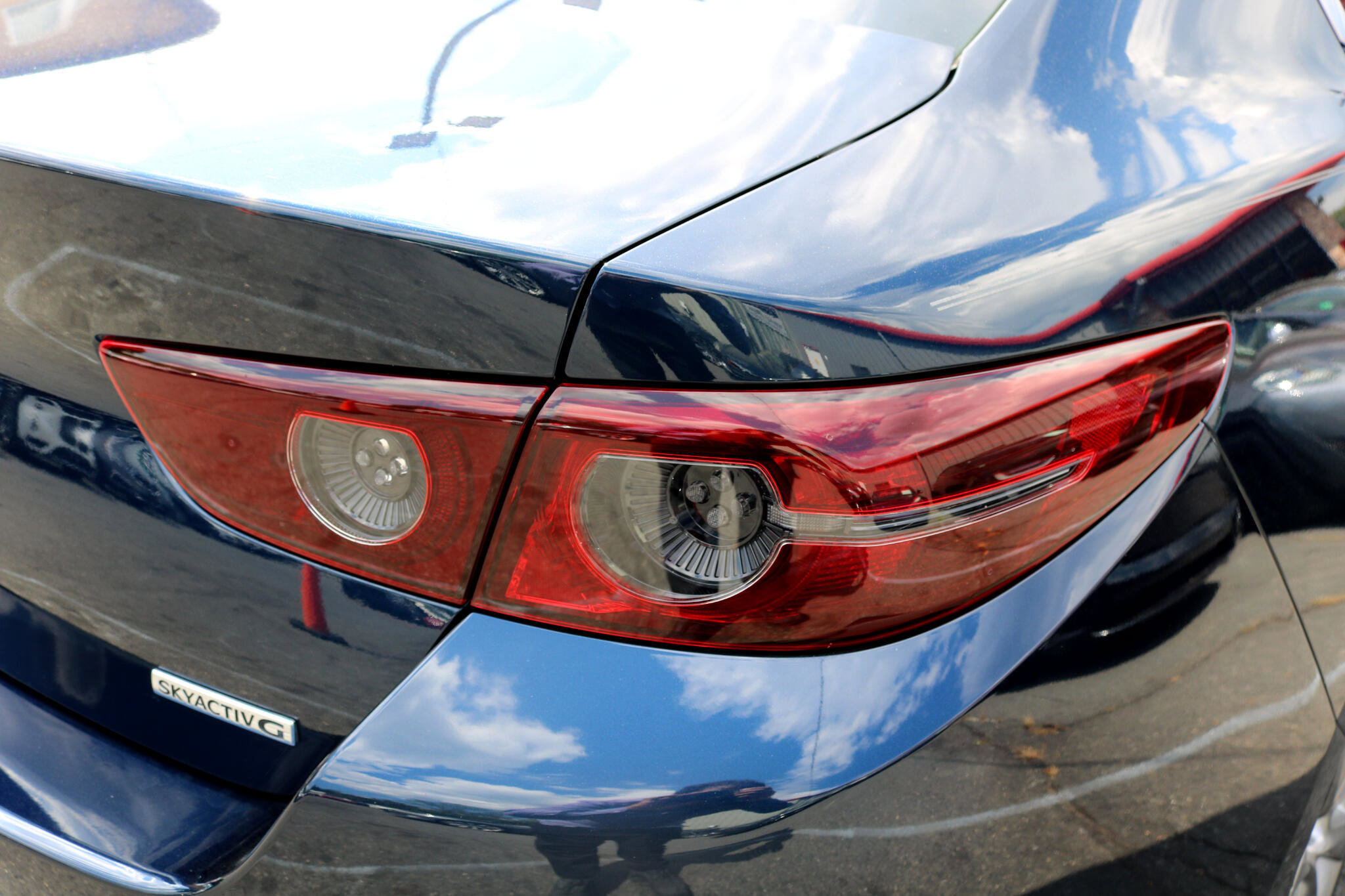 Used 2021 MAZDA MAZDA3 s image 9