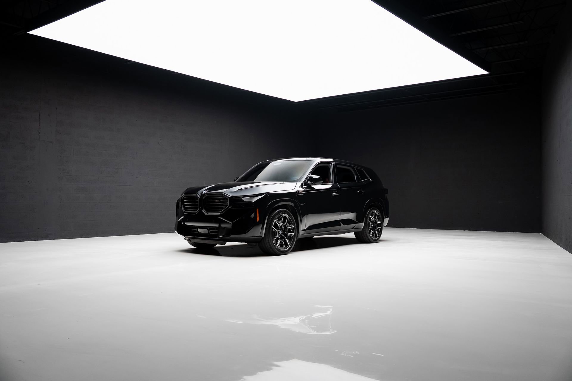 Used 2023 BMW XM w/ M Driver's Package image 87