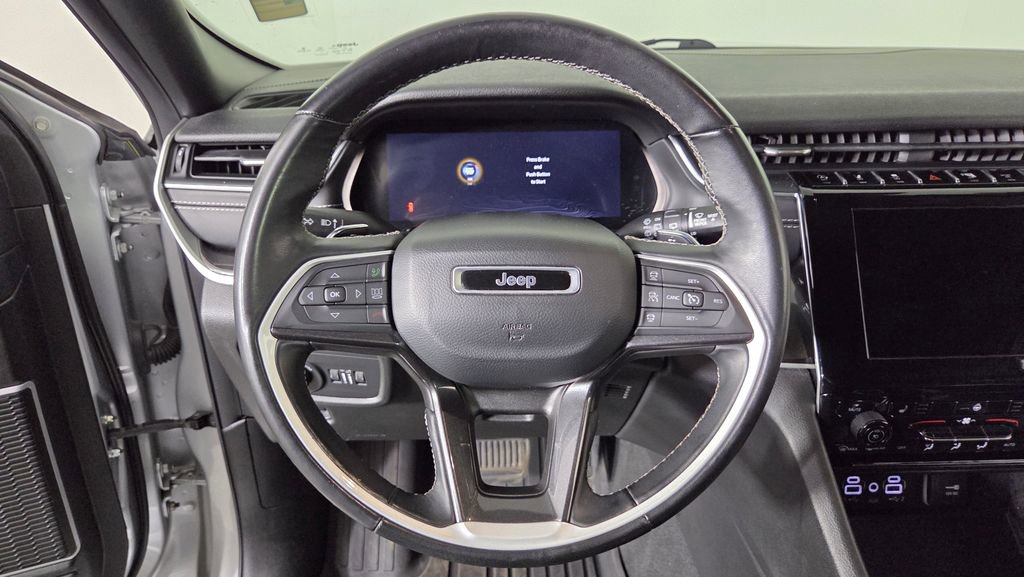 Used 2022 Jeep Grand Cherokee L Altitude image 17