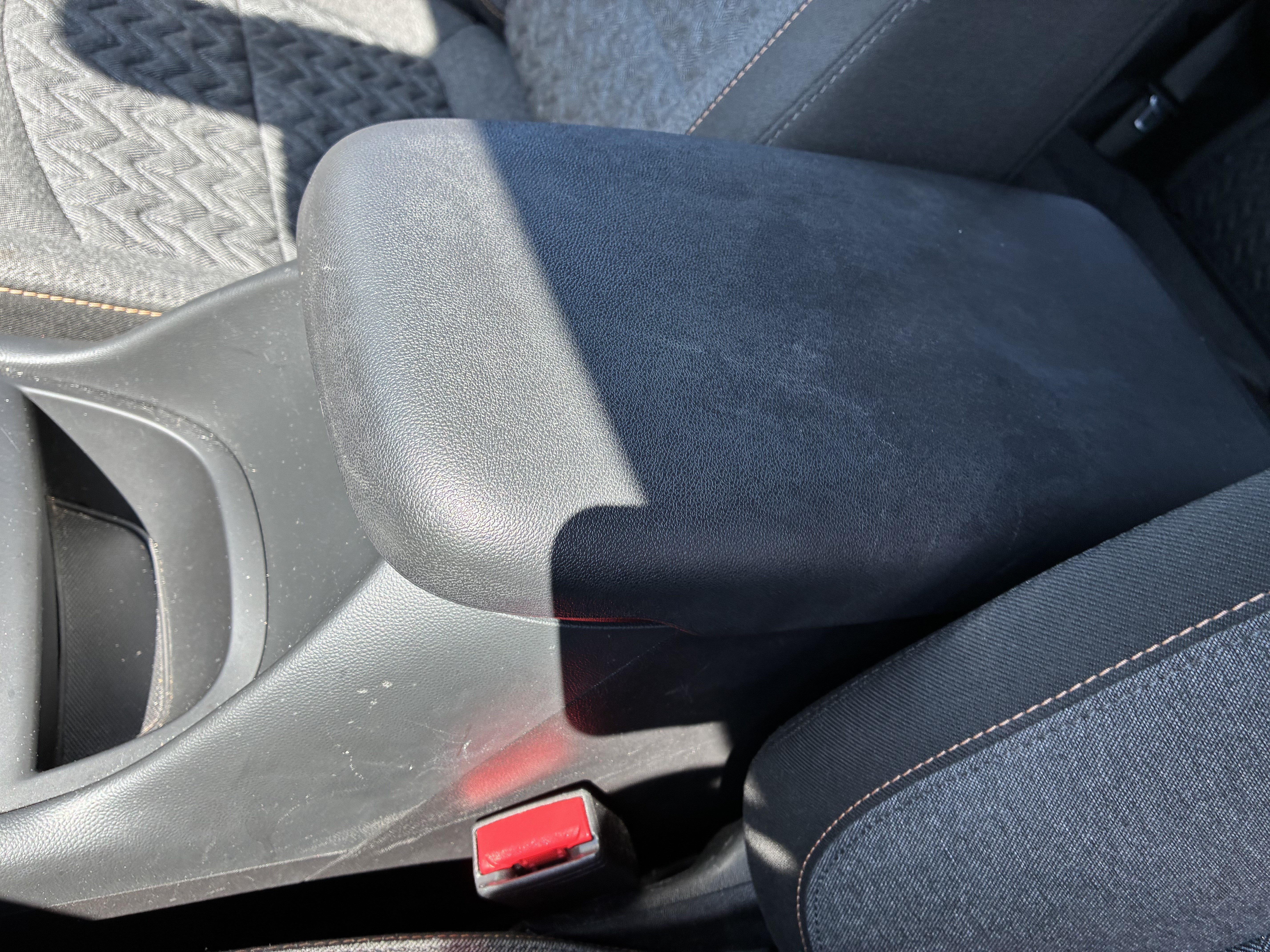 Used 2024 Chevrolet Equinox LT FWD image 35