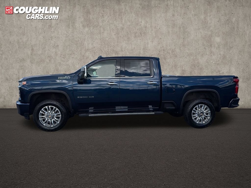 Used 2022 Chevrolet Silverado 2500 High Country w/ Safety Package II AWD/4WD image 4