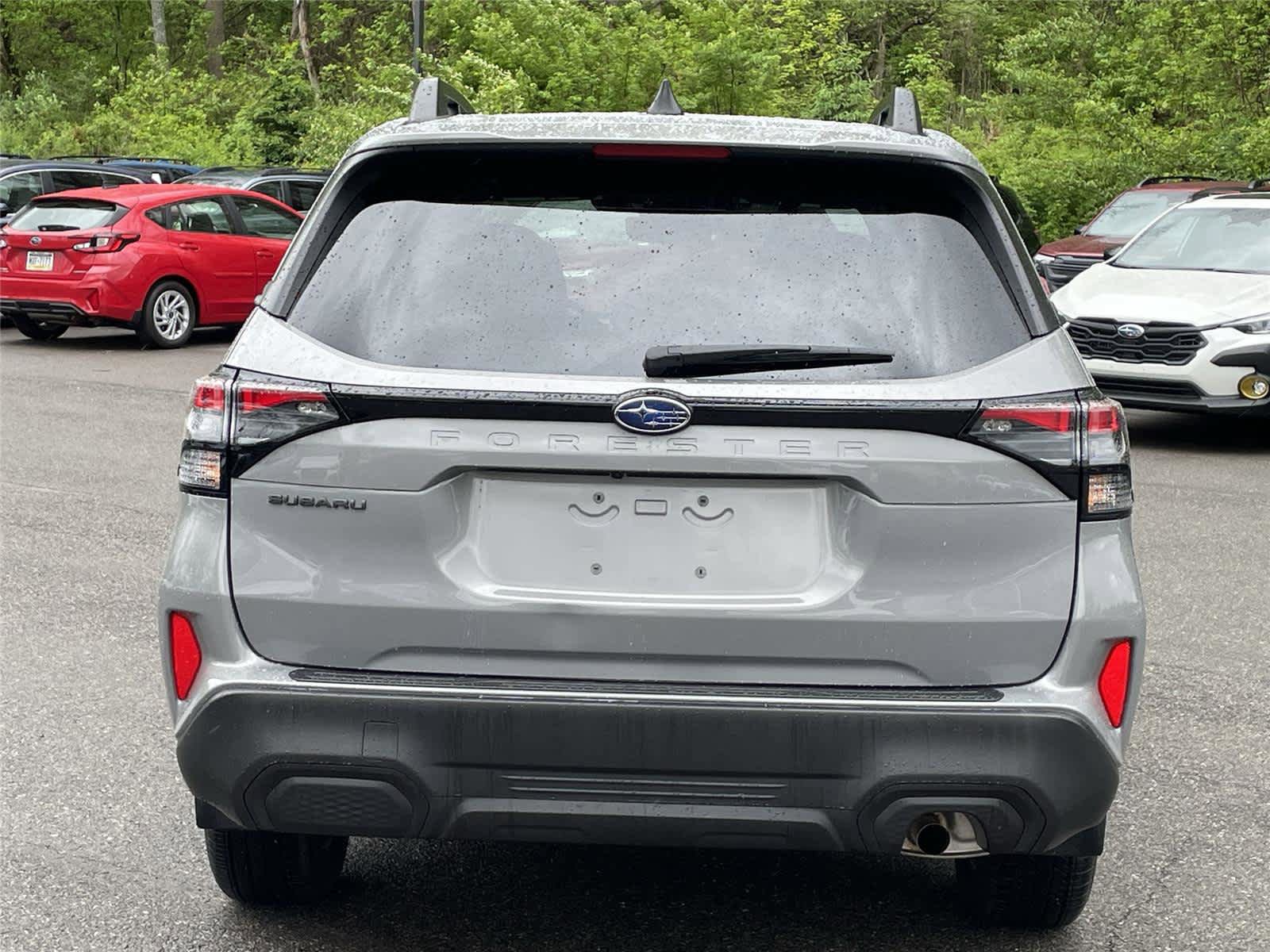 Certified 2025 Subaru Forester Premium AWD/4WD image 4