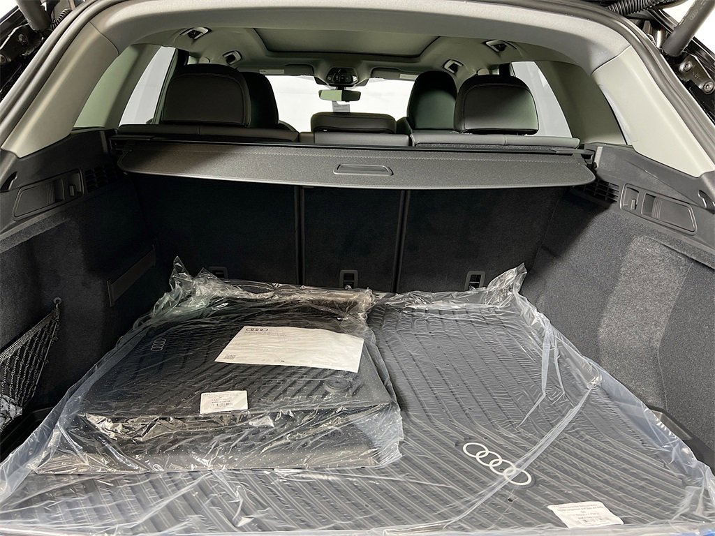 New 2025 Audi Q5 Premium Plus image 28