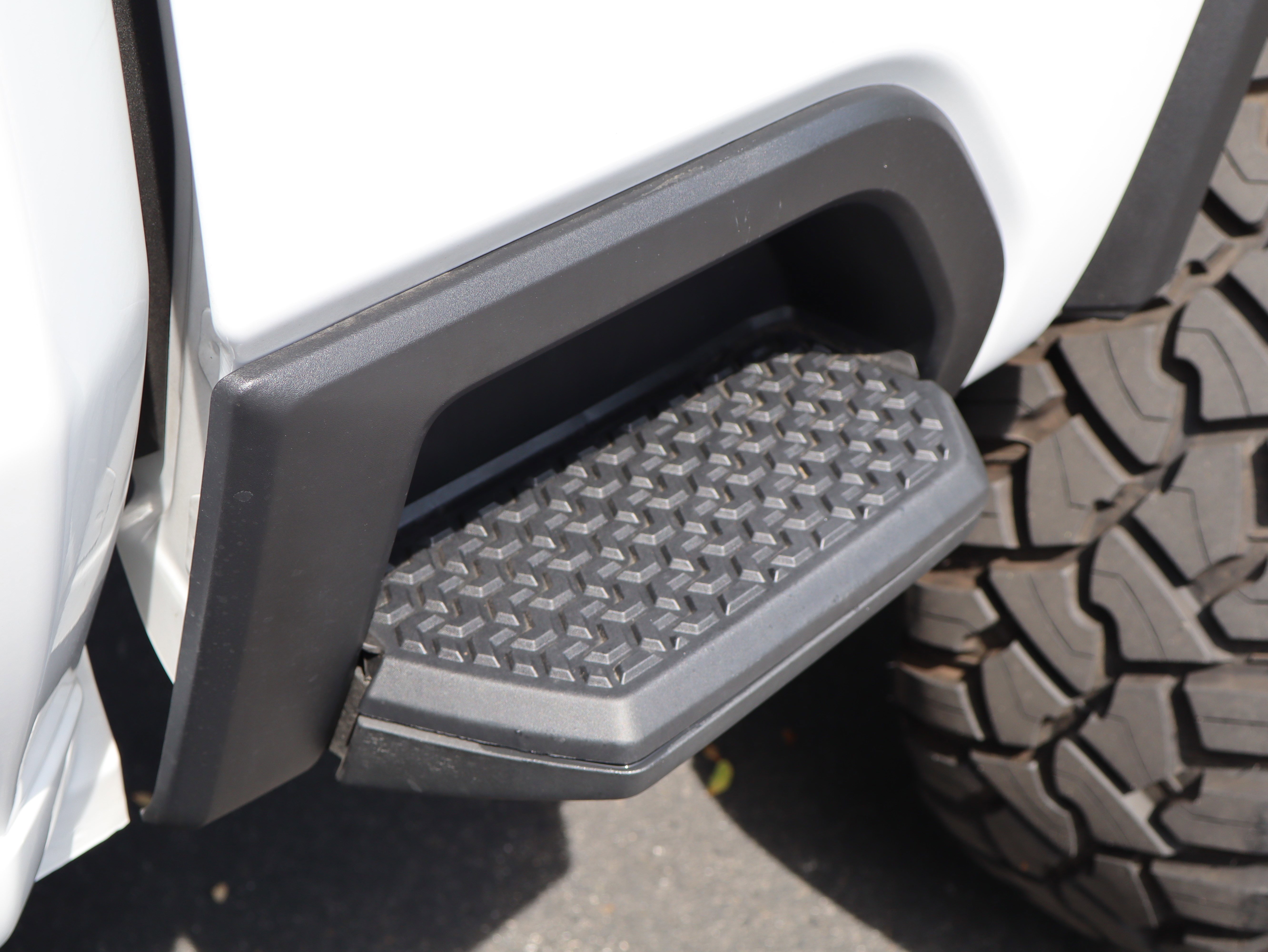 Used 2026 Chevrolet Silverado 2500 LTZ w/ LTZ Plus Package AWD/4WD image 20