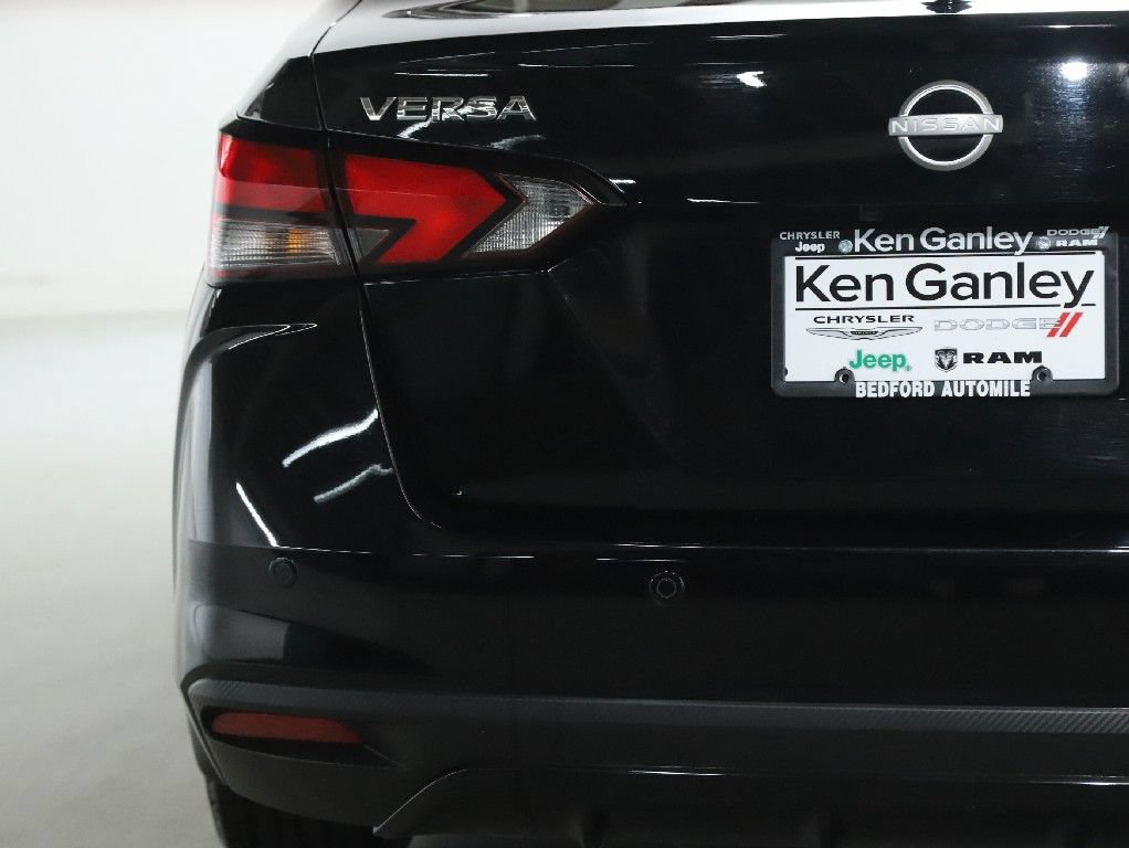 Used 2025 Nissan Versa SV w/ Trunk Package FWD image 42