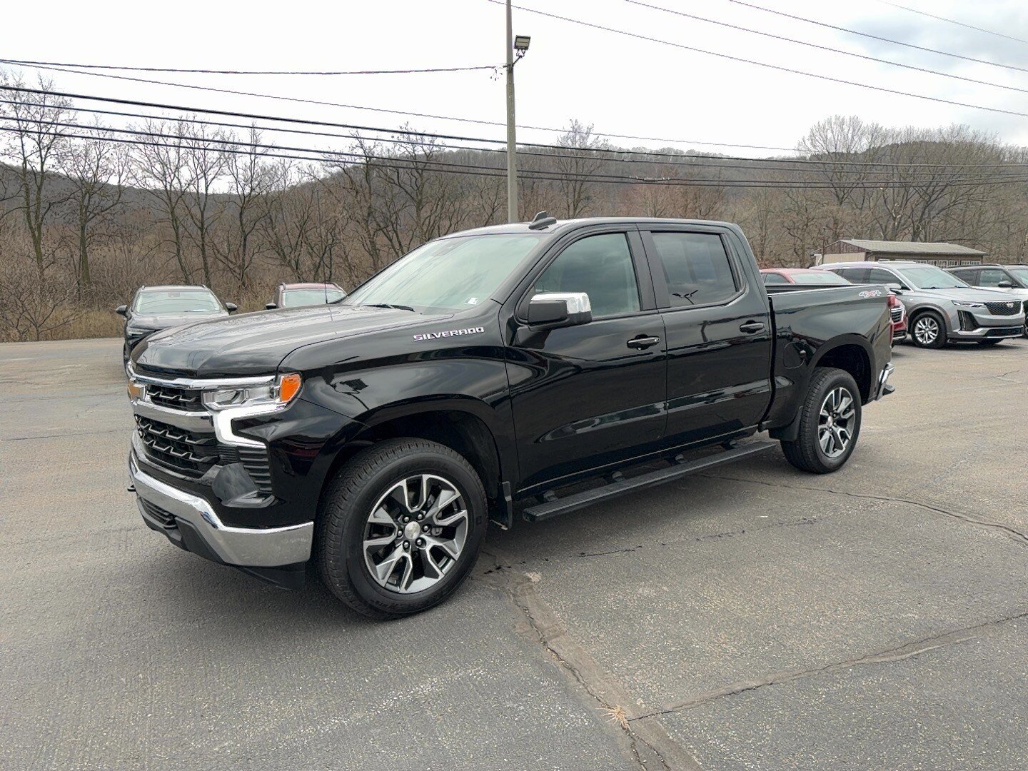 Used 2024 Chevrolet Silverado 1500 LT video 3