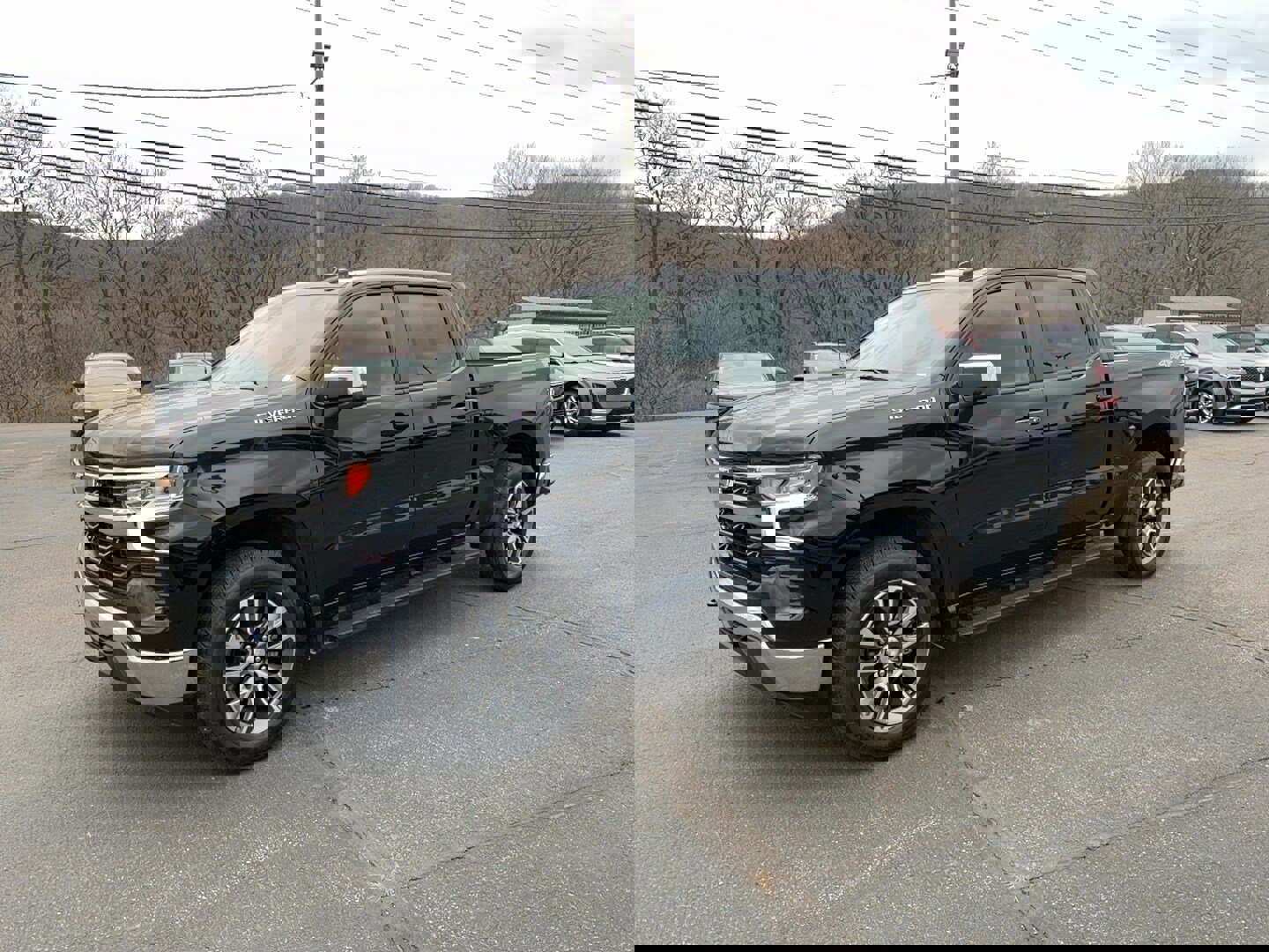 Used 2024 Chevrolet Silverado 1500 LT image 3