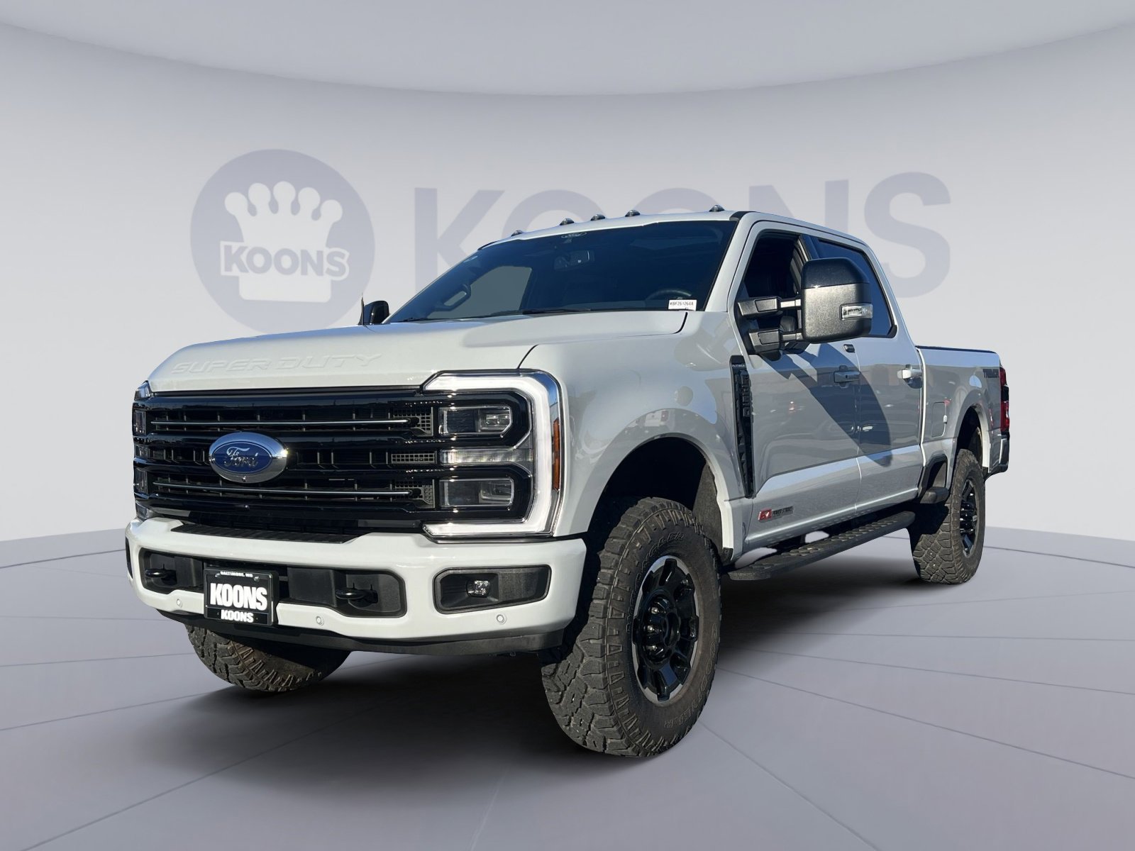 Used 2025 Ford F350 Platinum w/ Tremor Off-Road Package image 1