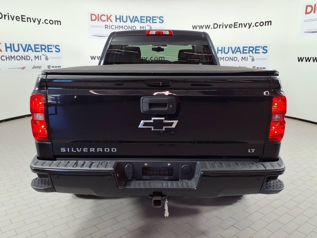 Used 2017 Chevrolet Silverado 1500 LT w/ Midnight Edition AWD/4WD image 5