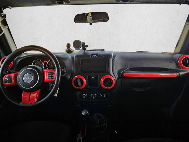 Used 2015 Jeep Wrangler Unlimited Sport AWD/4WD image 12