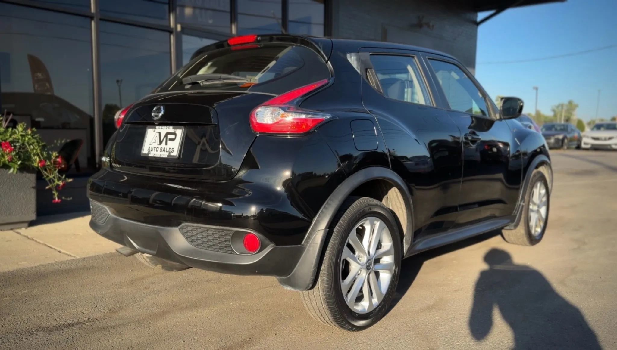 Used 2016 Nissan Juke S image 3