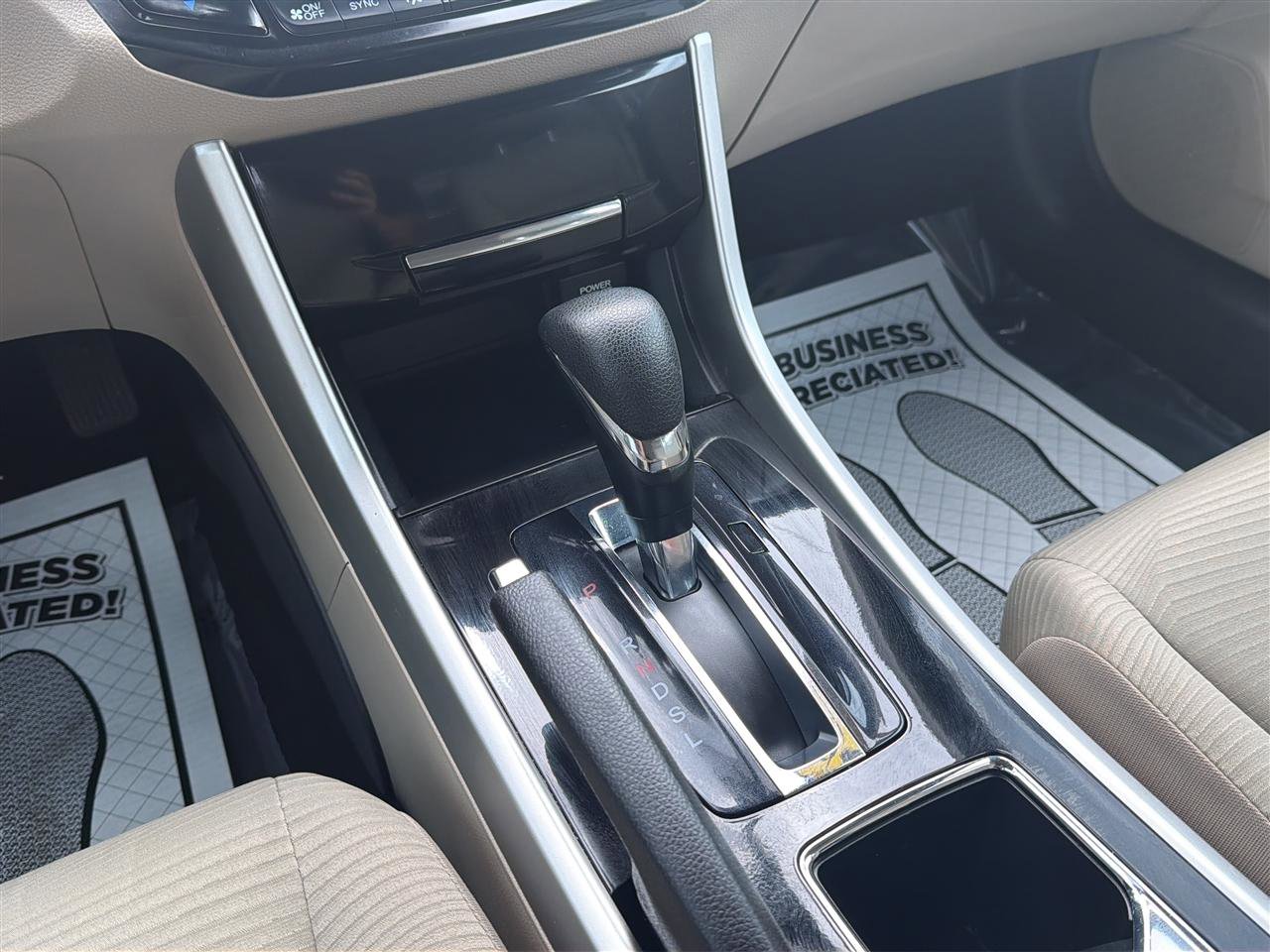 Used 2016 Honda Accord LX image 18