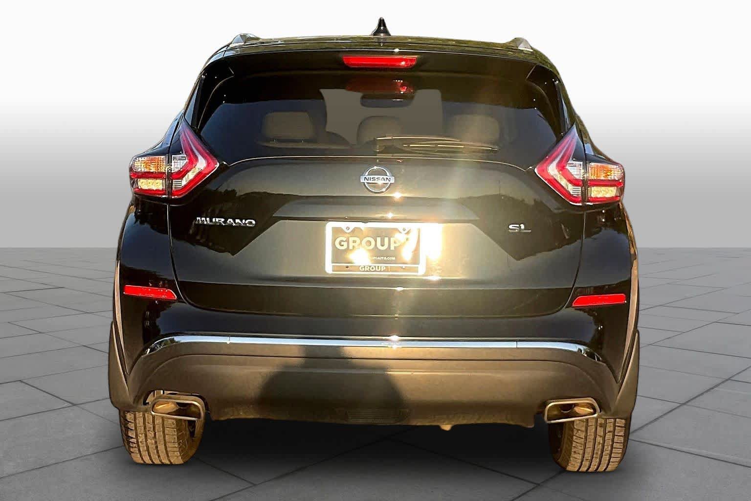 Used 2017 Nissan Murano SL w/ SL Technology Package FWD image 5