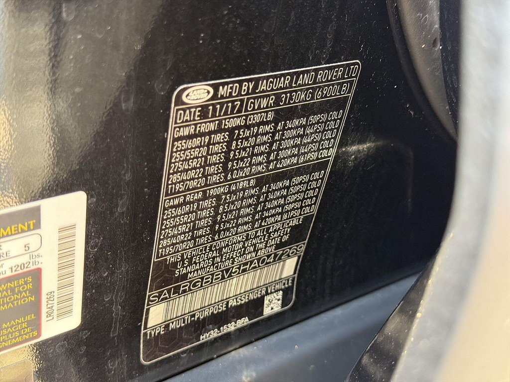 Used 2017 Land Rover Discovery SE AWD/4WD image 35