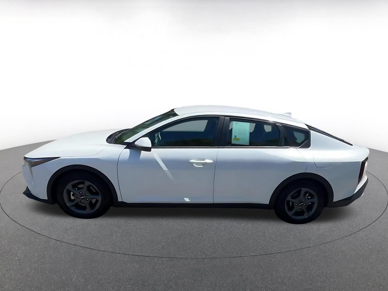 Used 2025 Kia K4 FWD image 10