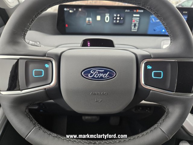 New 2026 Ford Expedition Active RWD image 19