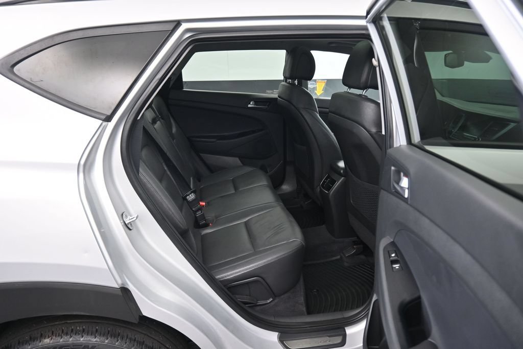 Used 2016 Hyundai Tucson Limited w/ Option Group 03 AWD/4WD image 36