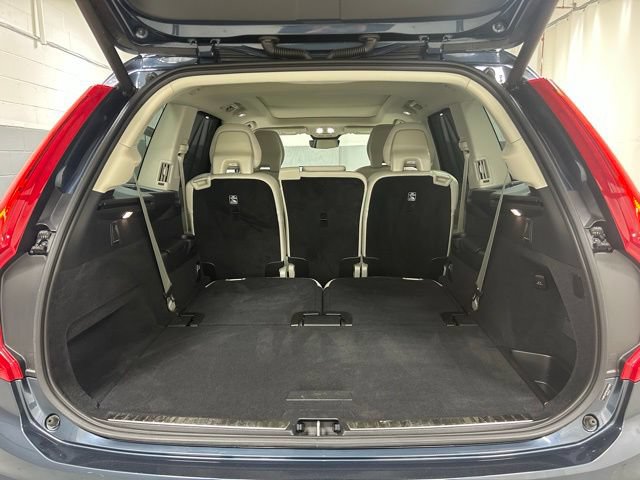 Certified 2025 Volvo XC90 B5 Ultra AWD/4WD image 7
