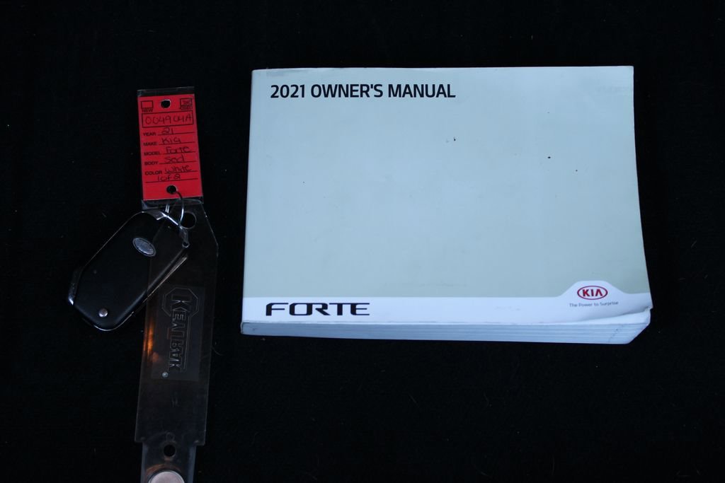 Used 2021 Kia Forte LXS image 29