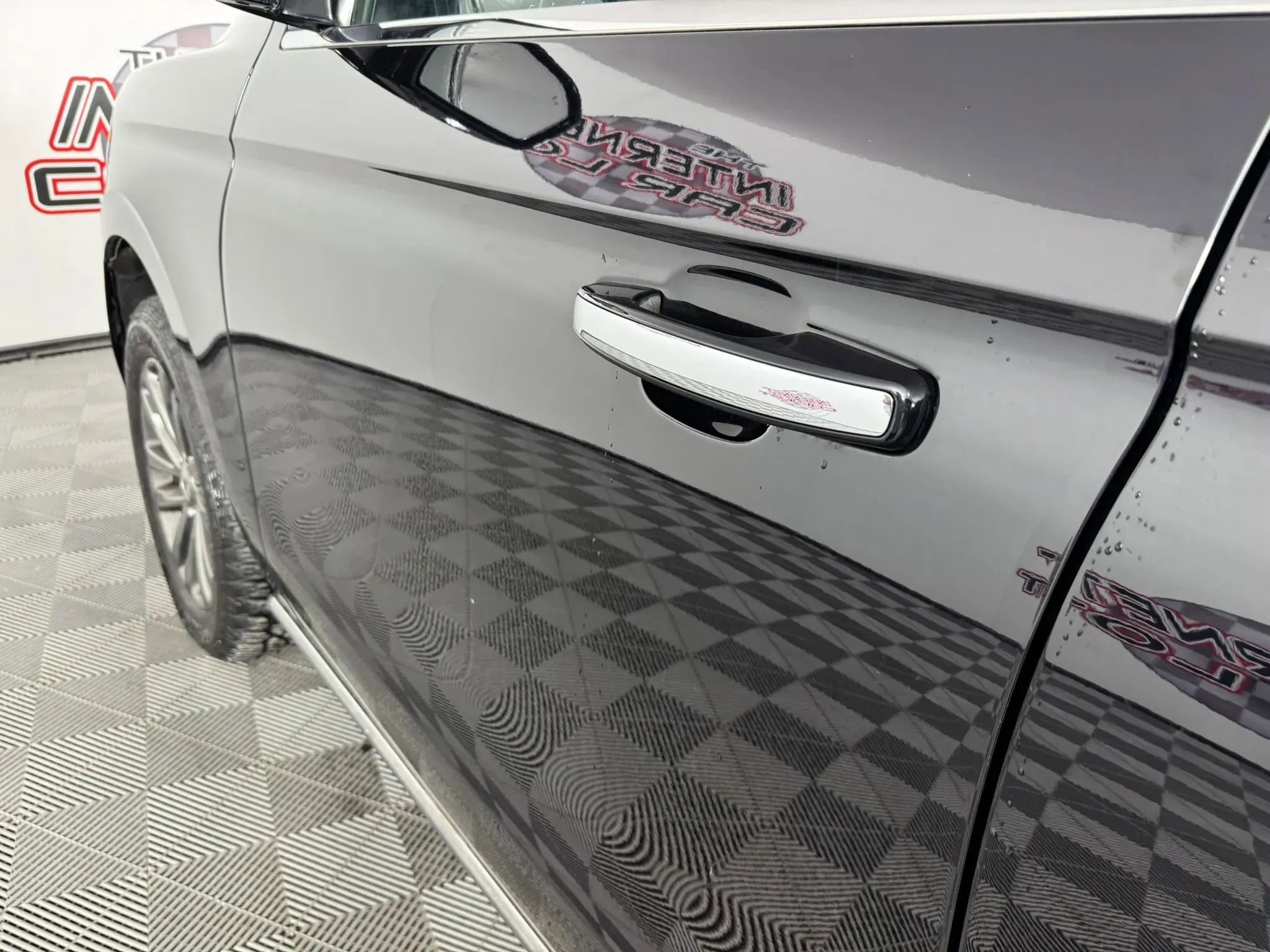 Used 2020 Ford Expedition Limited w/ Equipment Group 301A image 27