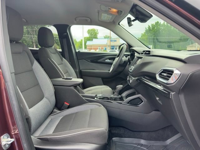Used 2022 Chevrolet TrailBlazer LT w/ Driver Confidence Package FWD image 7