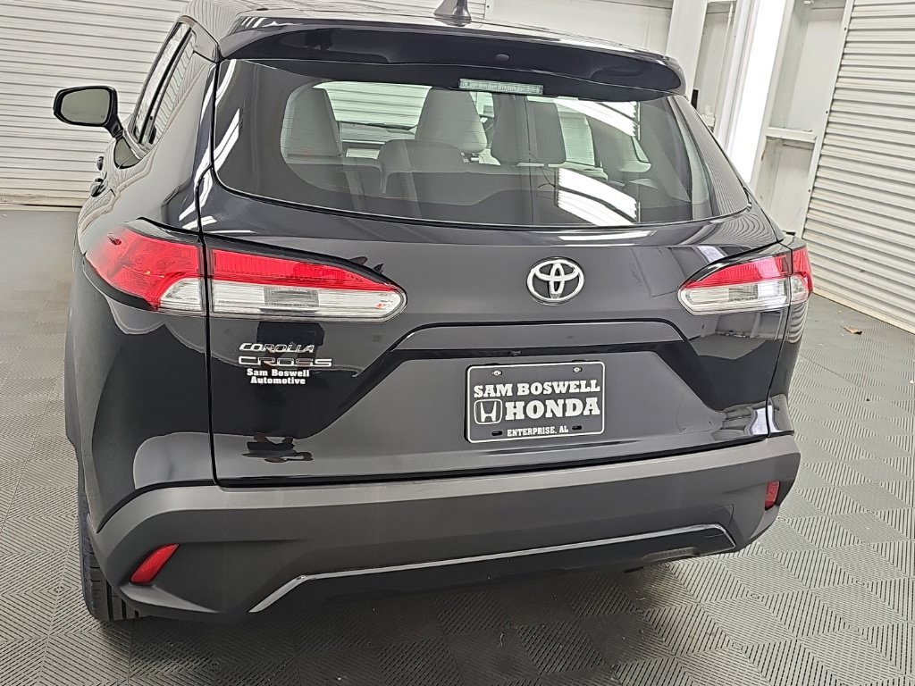 Used 2022 Toyota Corolla Cross L FWD image 8