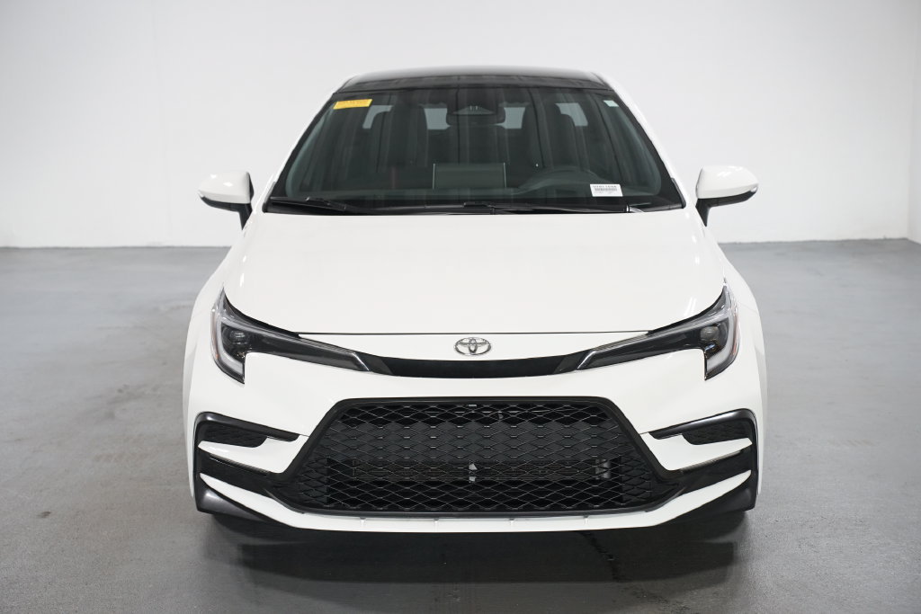 Certified 2026 Toyota Corolla SE w/ SE Package FWD image 2