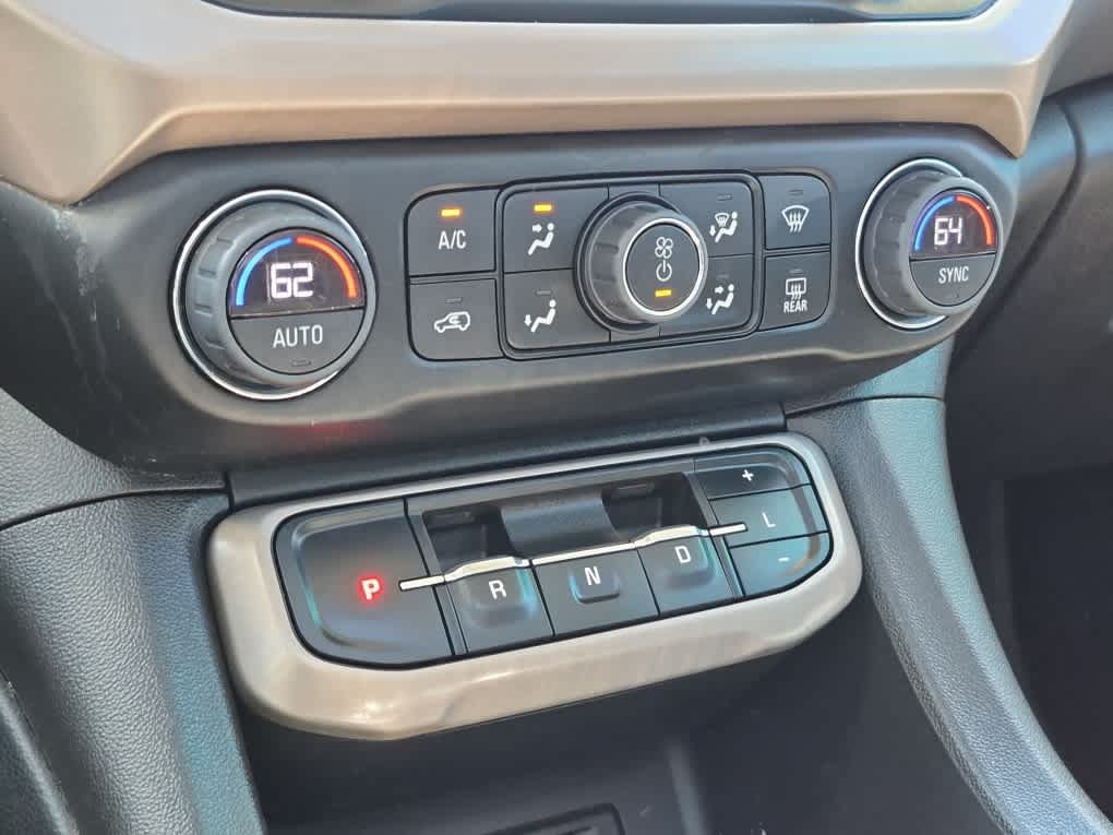 Used 2023 GMC Acadia Denali w/ Denali Ultimate Package AWD/4WD image 19