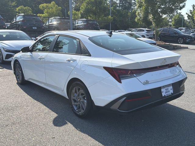 Certified 2026 Hyundai Elantra Hybrid FWD image 5