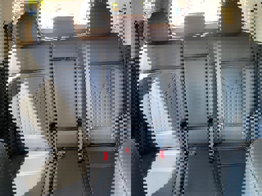 New 2026 Hyundai Santa Fe SEL image 18