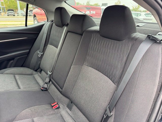 Used 2025 Toyota Camry LE AWD/4WD image 11
