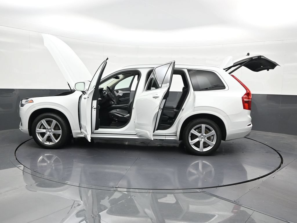 Certified 2022 Volvo XC90 T5 Momentum FWD image 33