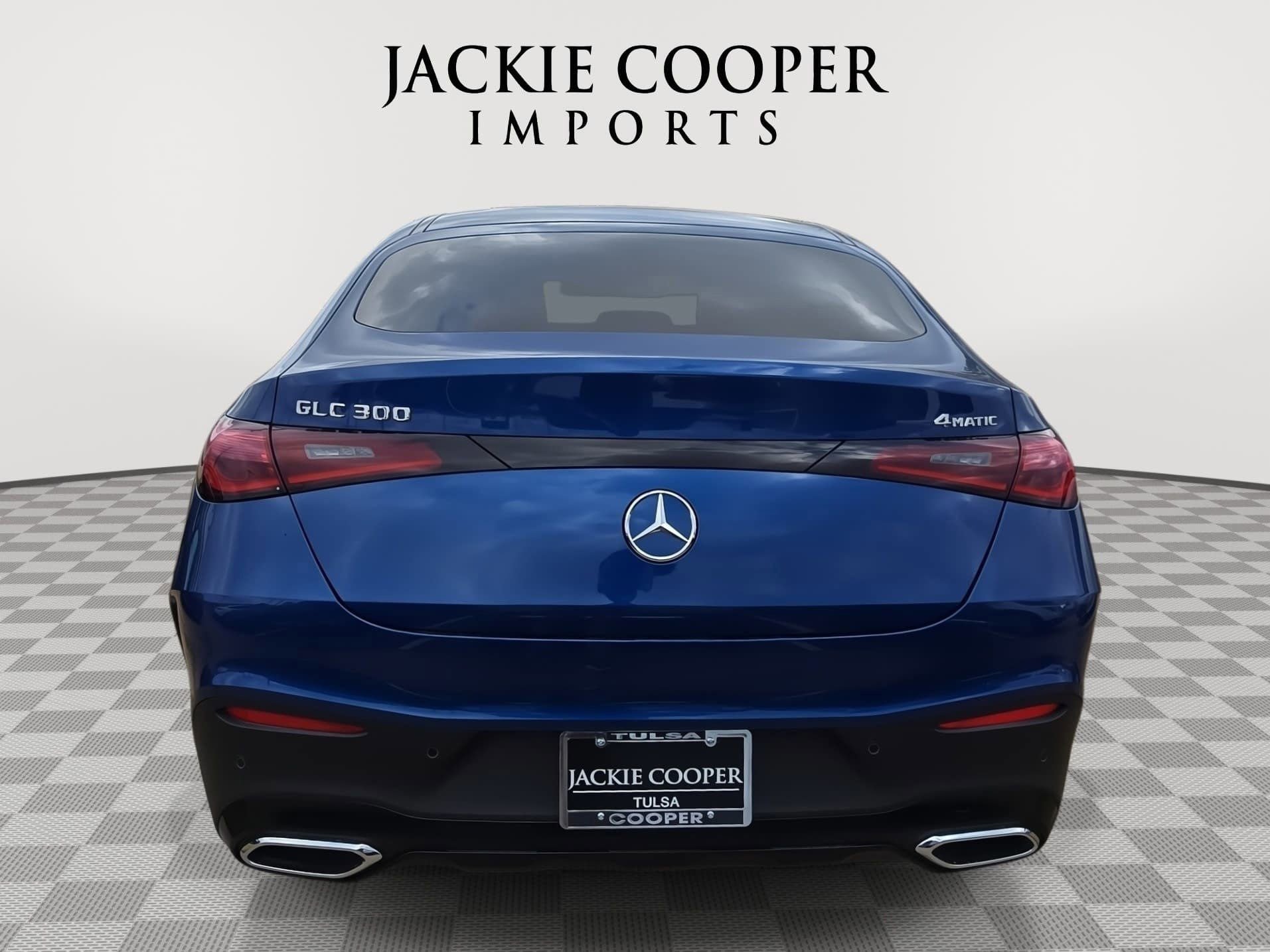 Used 2024 Mercedes-Benz GLC 300 4MATIC w/ AMG Line image 6