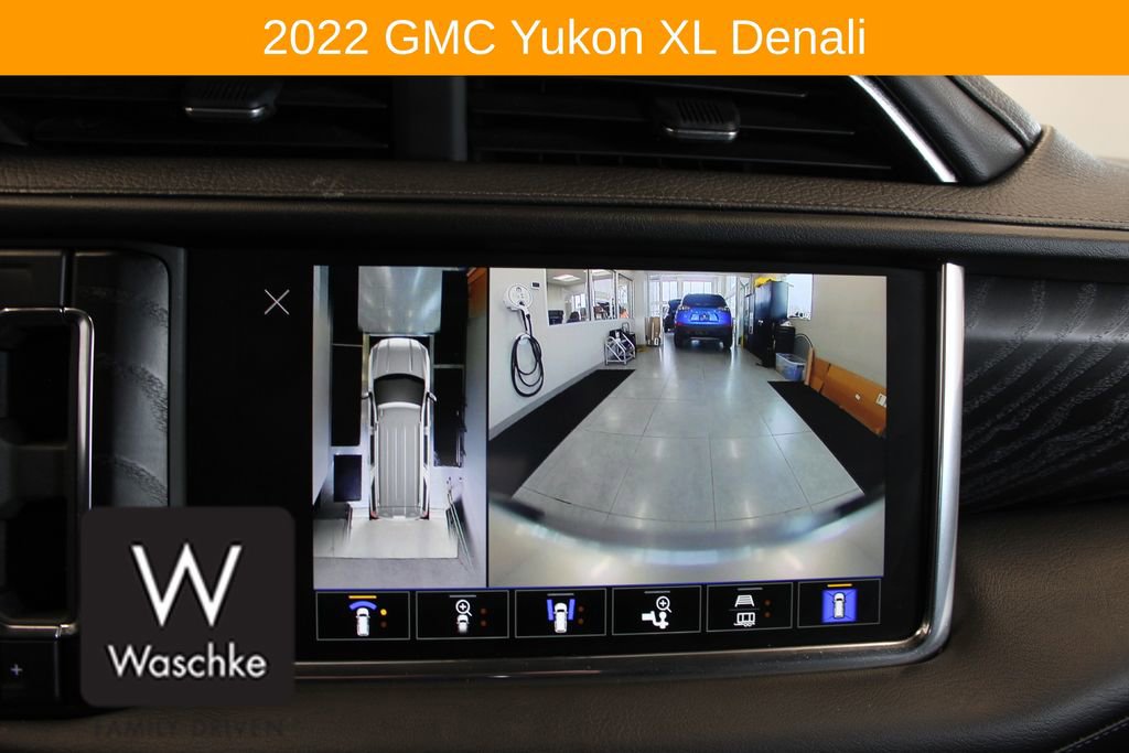 Used 2022 GMC Yukon XL Denali w/ Denali Premium Package AWD/4WD image 53