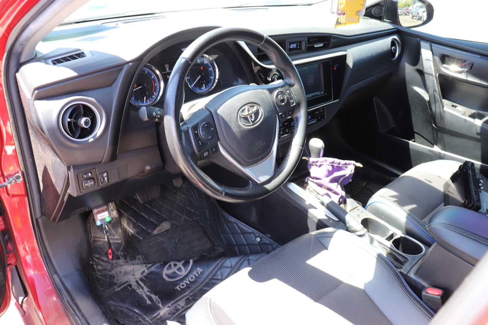 Certified 2019 Toyota Corolla SE FWD image 10
