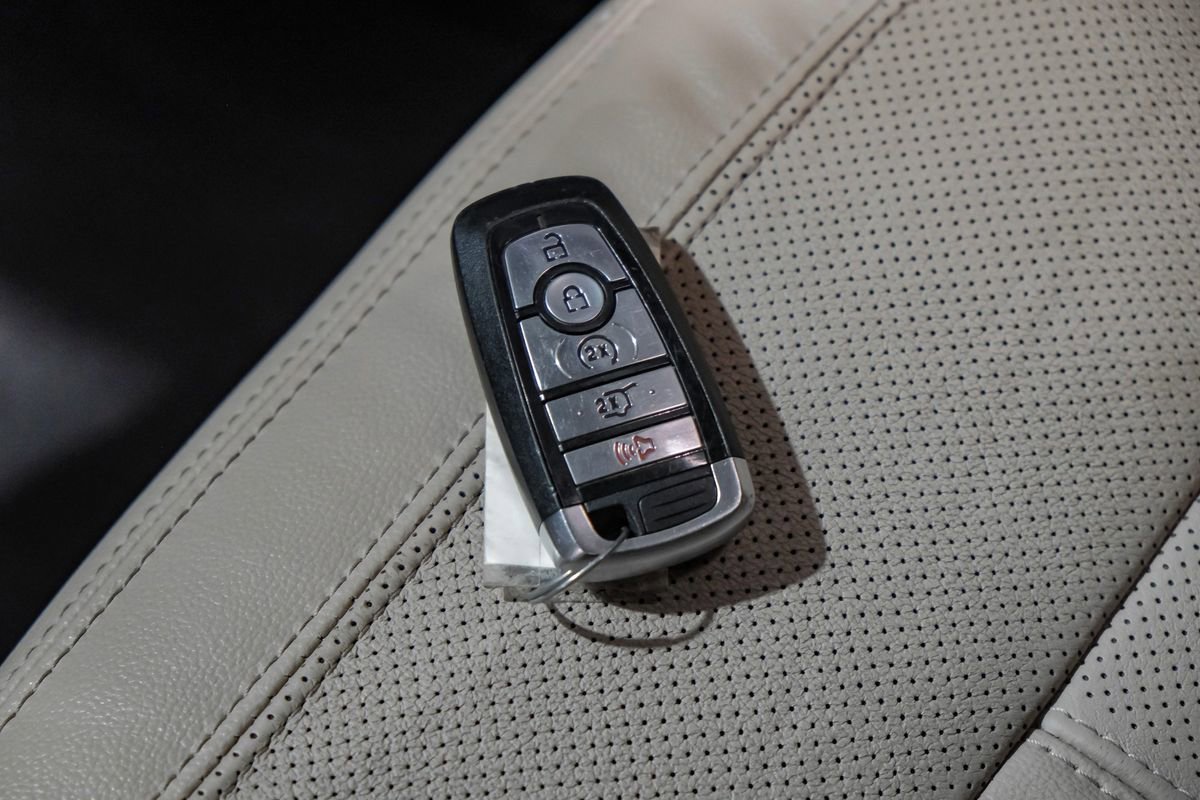 Used 2022 Ford Expedition Max Limited image 68