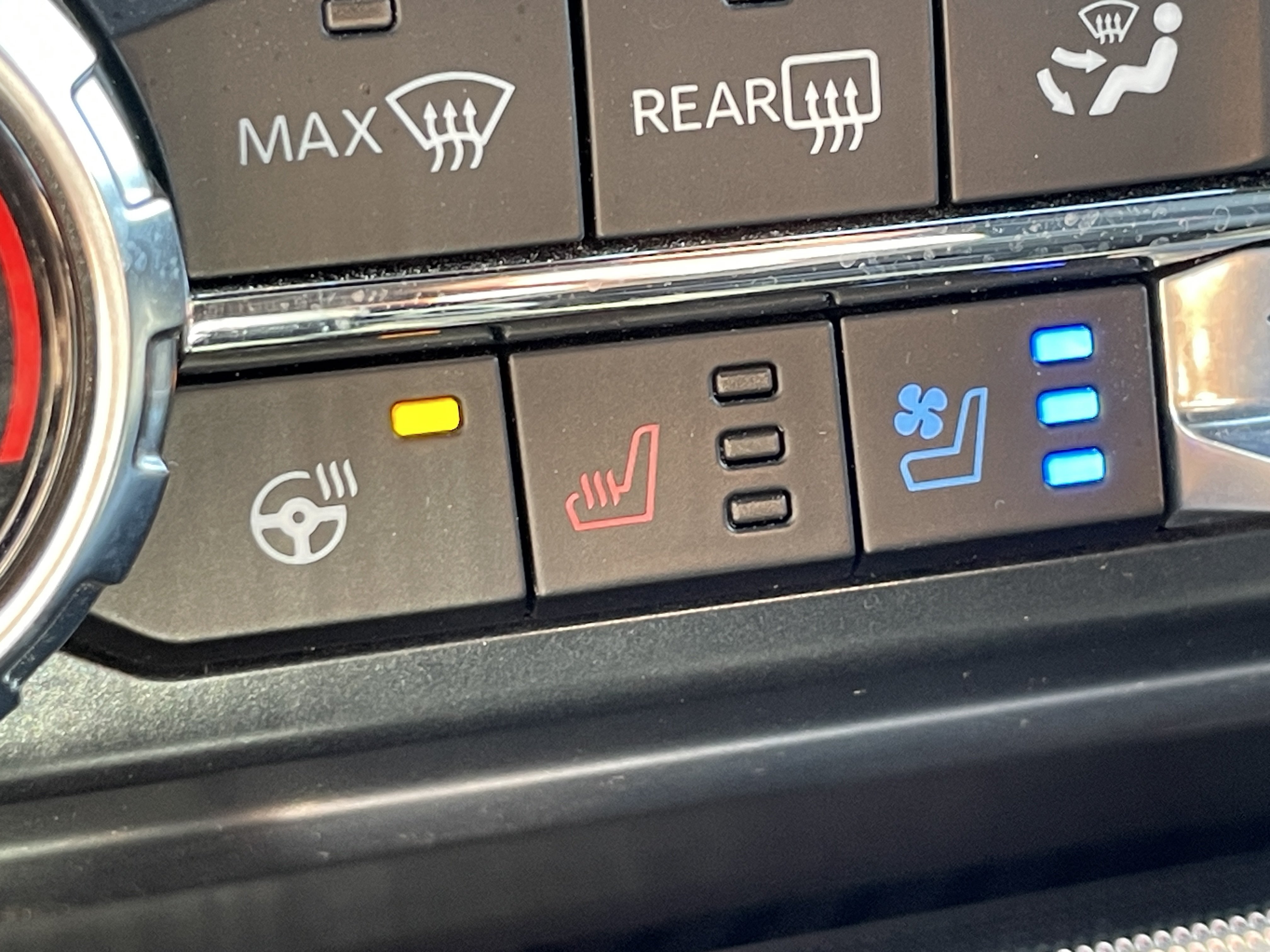 Used 2025 Ford F150 Raptor AWD/4WD image 30