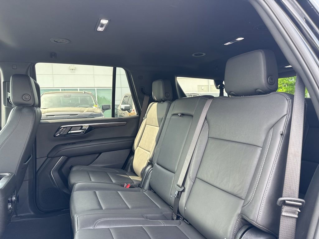 Used 2025 Chevrolet Tahoe LT AWD/4WD image 25